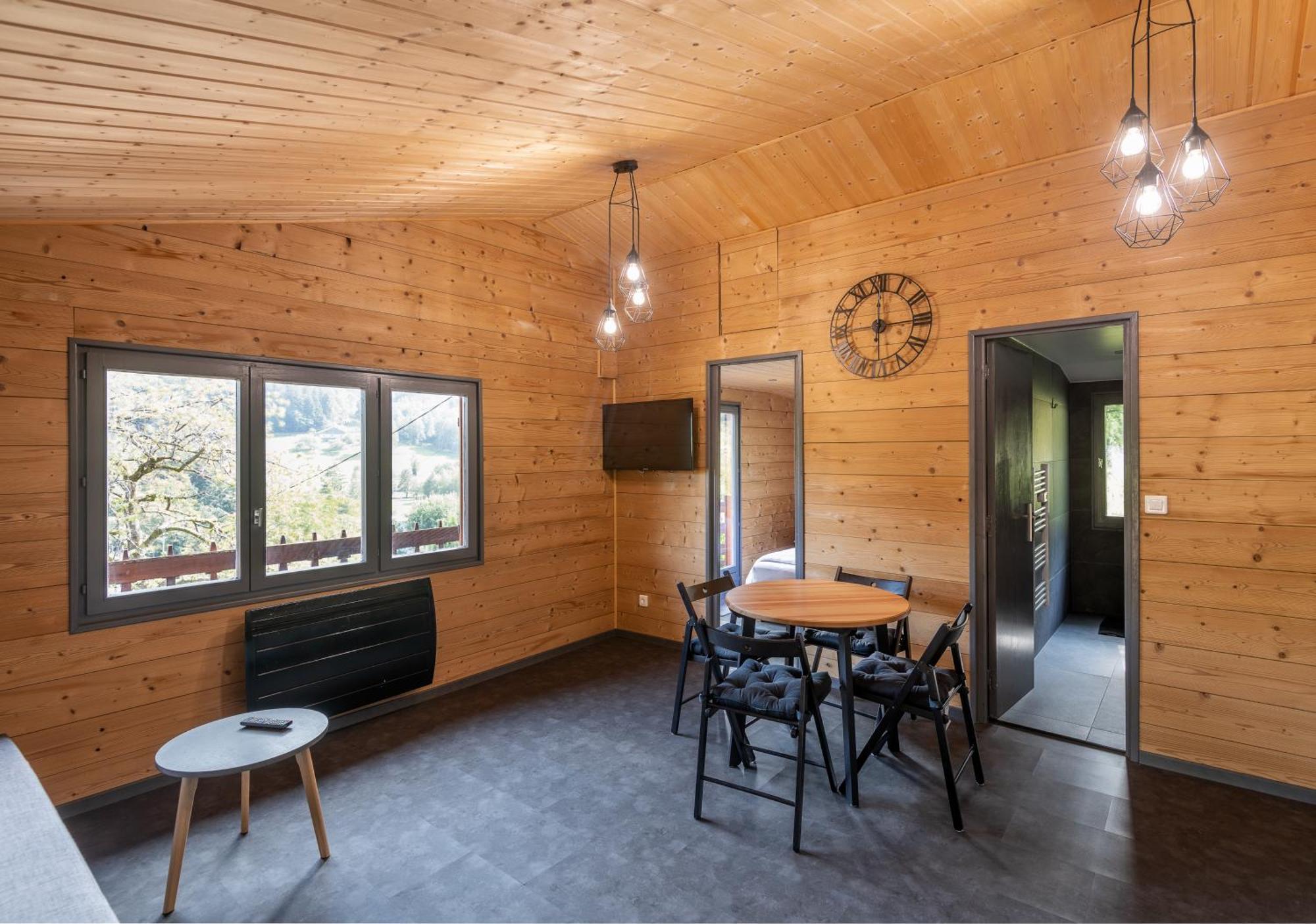 Chalet du Faubourg&Jacuzzi, proximité Gerardmer&La Bresse Rochesson Exterior foto