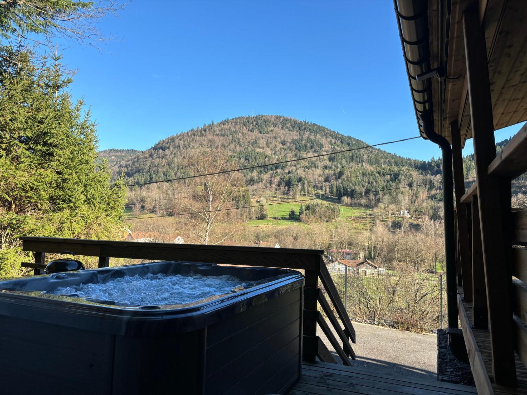 Chalet du Faubourg&Jacuzzi, proximité Gerardmer&La Bresse Rochesson Exterior foto